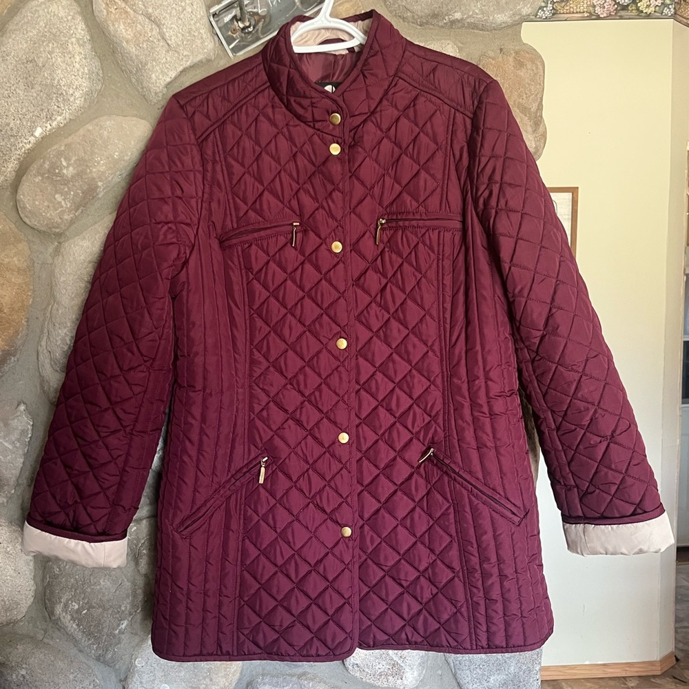 Women’s Quilted Barn Jacket Field Coat Burgundy Gold Hardware Size Large Preppy - Picture 2 of 10